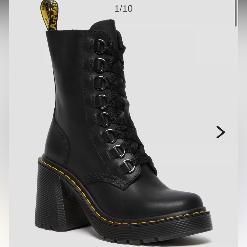 Dr Marten Chesney Leather Lace Up Boots